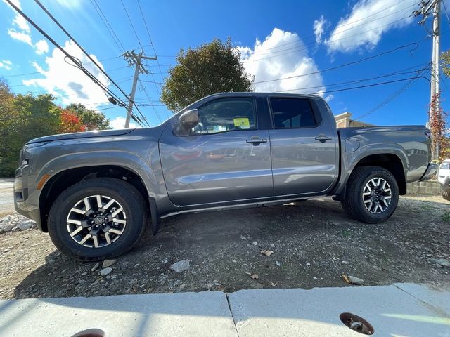 2025 Nissan Frontier SL