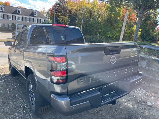 2025 Nissan Frontier SL