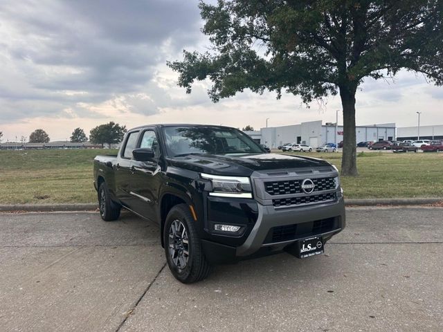 2025 Nissan Frontier SL