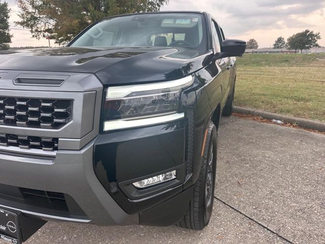 2025 Nissan Frontier SL