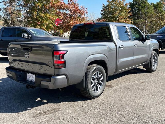 2025 Nissan Frontier SL