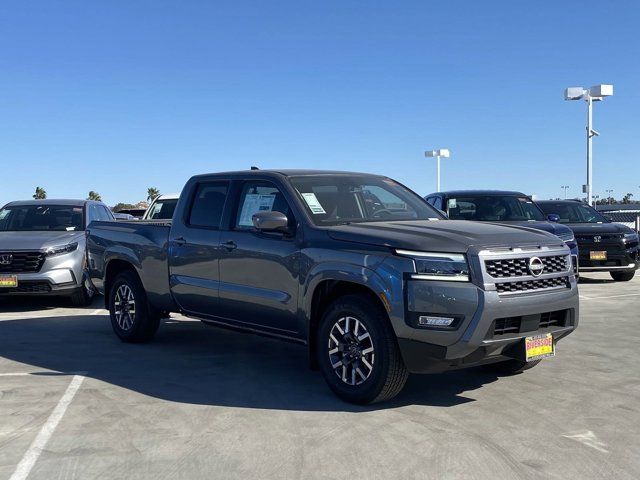 2025 Nissan Frontier SL