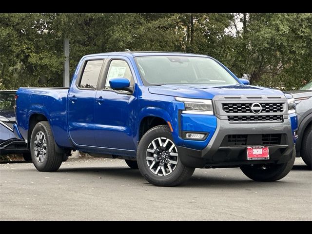 2025 Nissan Frontier SL