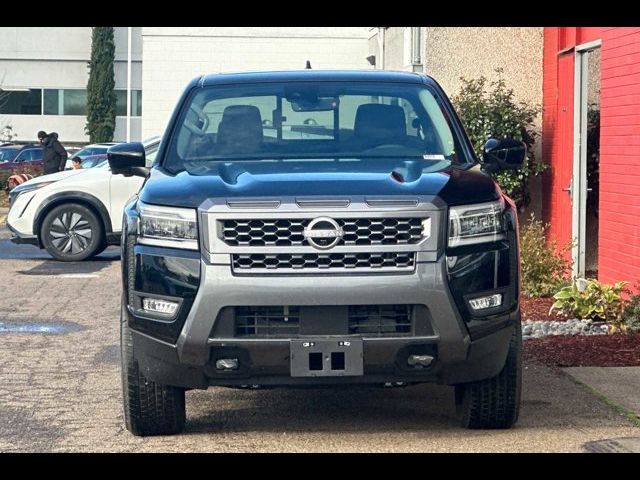 2025 Nissan Frontier SL