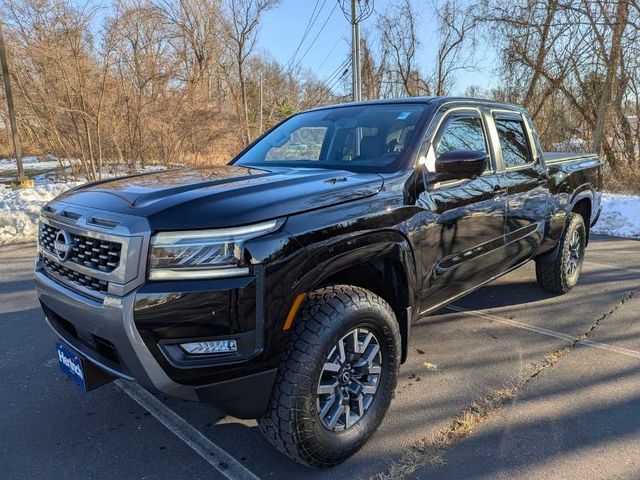 2025 Nissan Frontier SL