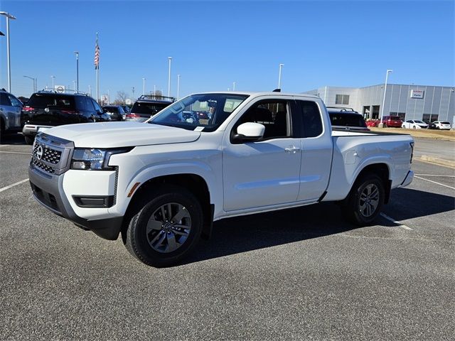 2025 Nissan Frontier SV