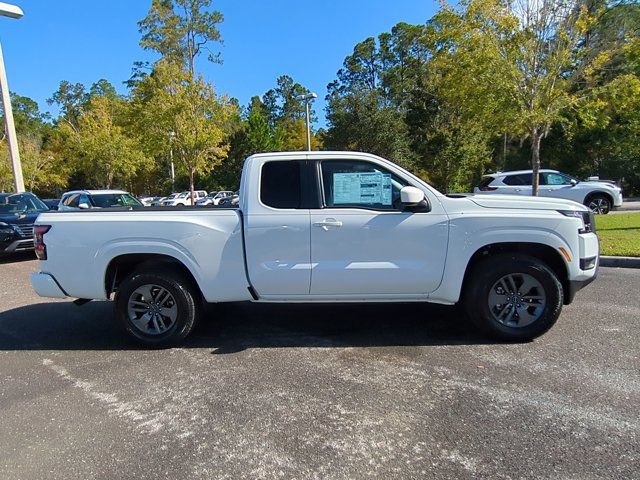 2025 Nissan Frontier SV