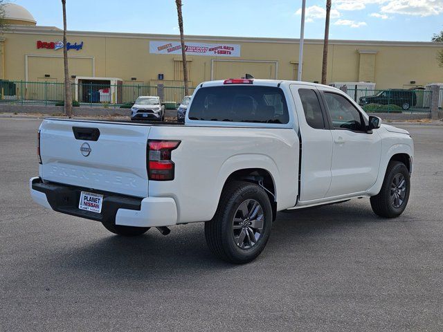 2025 Nissan Frontier SV