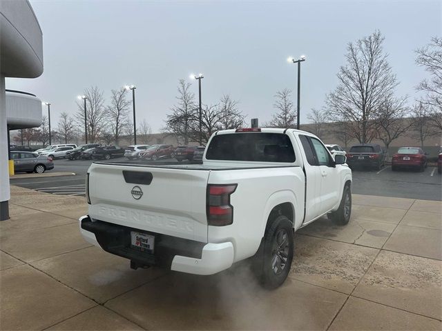 2025 Nissan Frontier SV