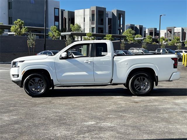 2025 Nissan Frontier SV