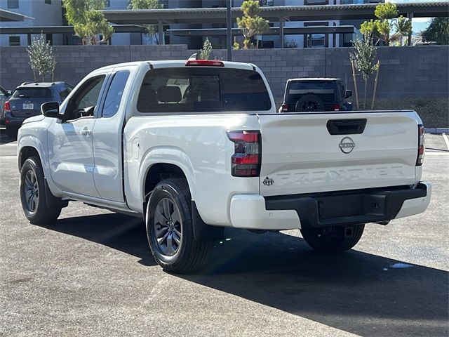 2025 Nissan Frontier SV