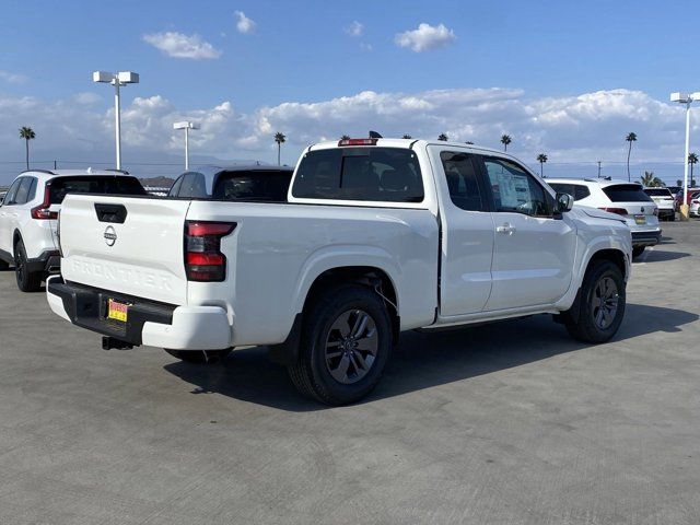 2025 Nissan Frontier SV