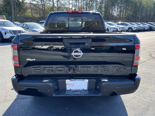 2025 Nissan Frontier SV