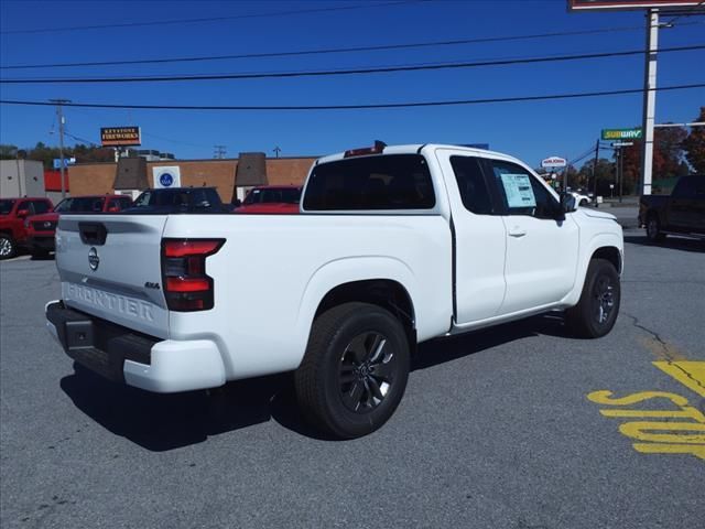 2025 Nissan Frontier SV