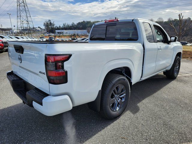 2025 Nissan Frontier SV