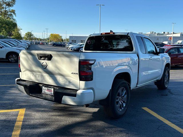 2025 Nissan Frontier SV