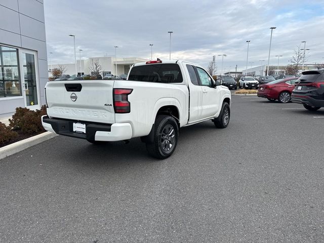 2025 Nissan Frontier SV