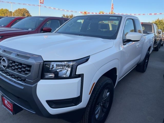 2025 Nissan Frontier SV