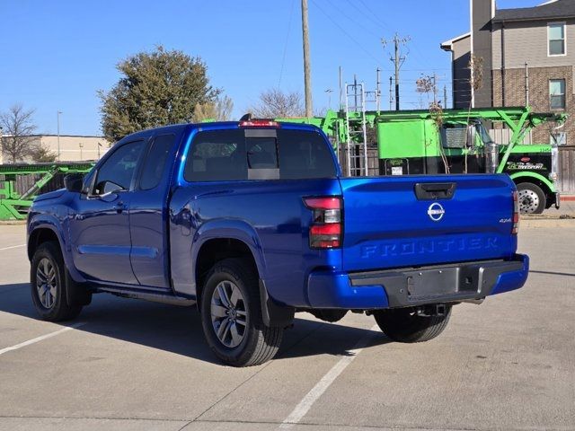 2025 Nissan Frontier SV