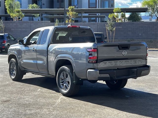 2025 Nissan Frontier SV