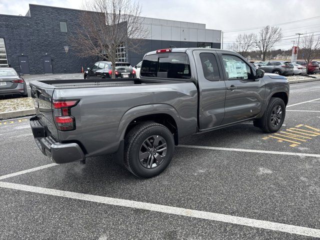 2025 Nissan Frontier SV