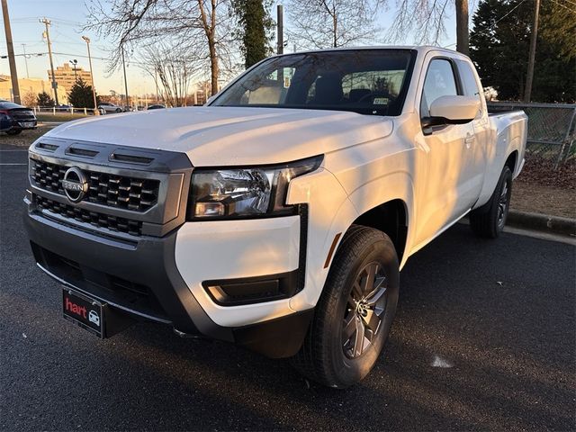 2025 Nissan Frontier SV