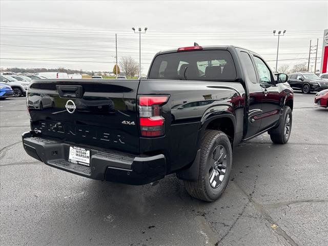 2025 Nissan Frontier SV