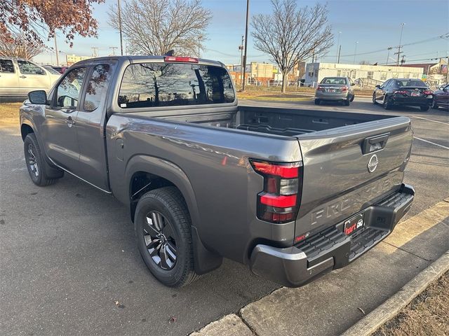 2025 Nissan Frontier SV