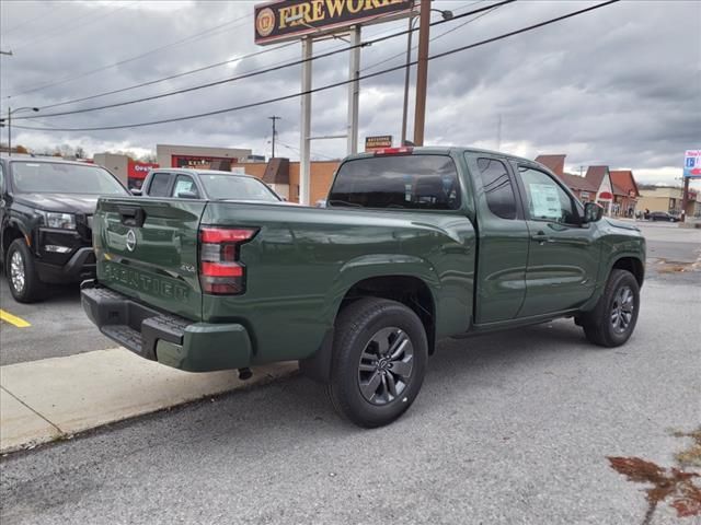 2025 Nissan Frontier SV