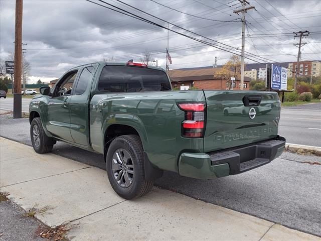 2025 Nissan Frontier SV