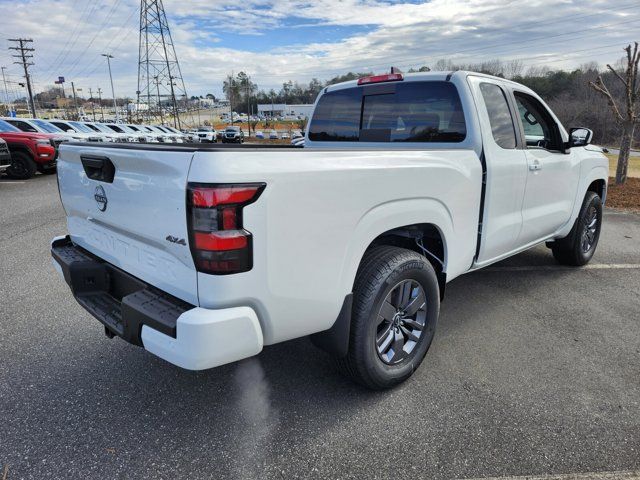 2025 Nissan Frontier SV