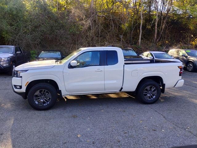 2025 Nissan Frontier SV