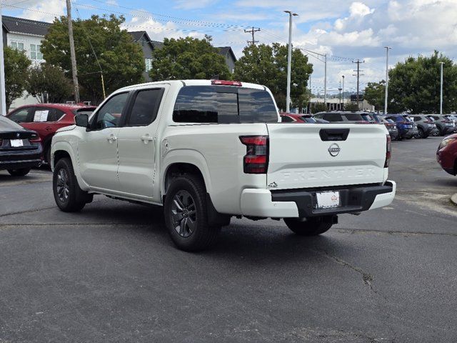 2025 Nissan Frontier SV