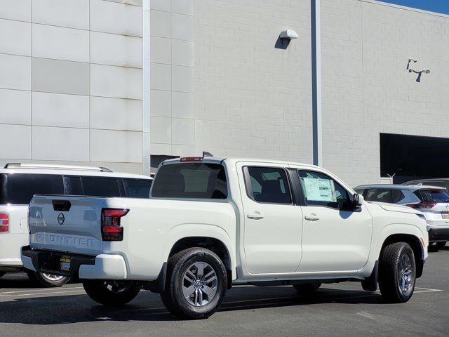 2025 Nissan Frontier SV