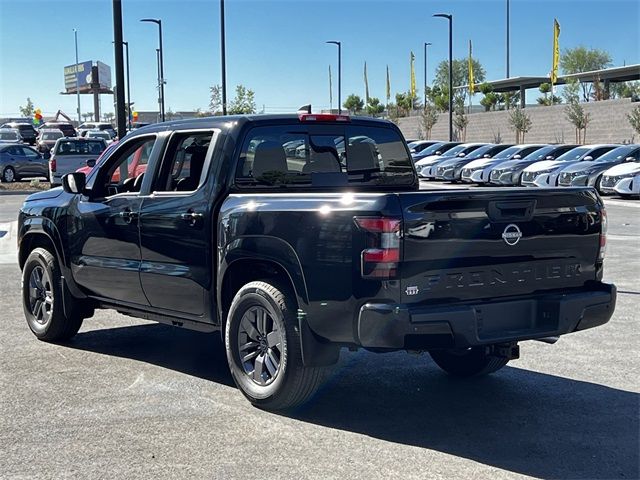 2025 Nissan Frontier SV