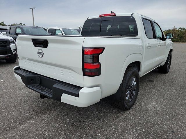 2025 Nissan Frontier SV