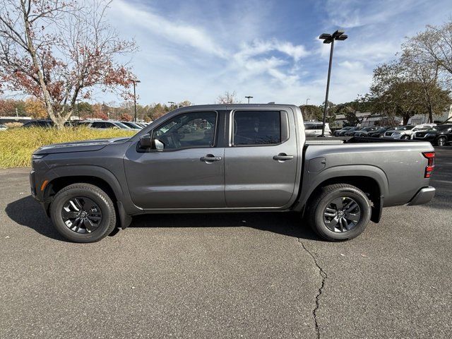 2025 Nissan Frontier SV