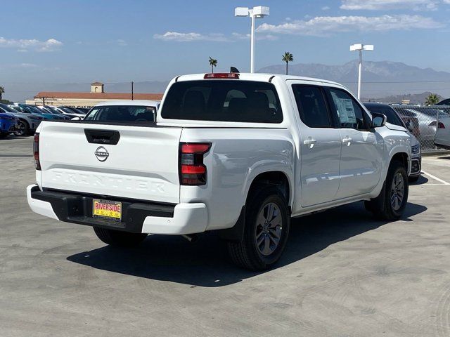 2025 Nissan Frontier SV