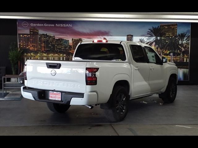 2025 Nissan Frontier SV