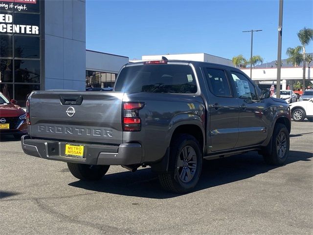 2025 Nissan Frontier SV