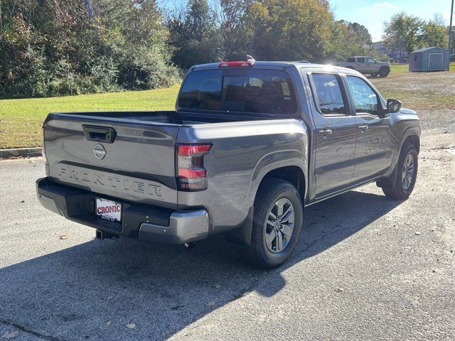 2025 Nissan Frontier SV