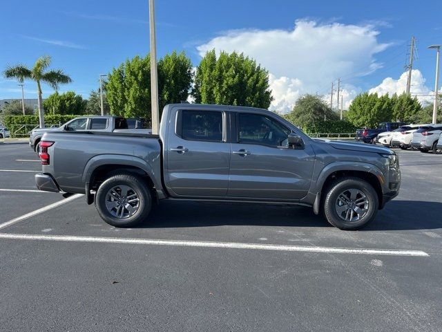 2025 Nissan Frontier SV