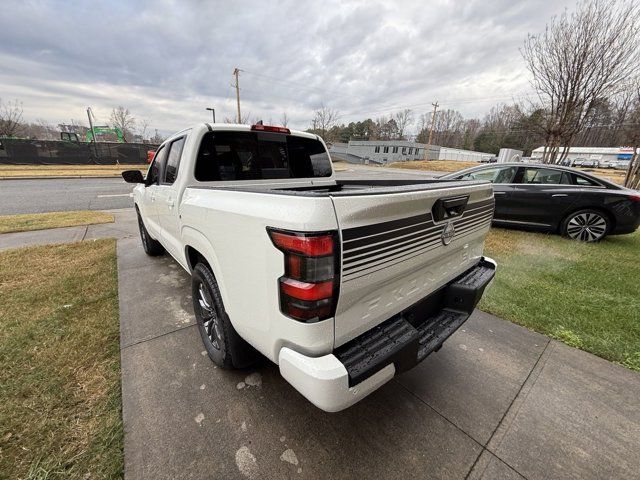 2025 Nissan Frontier SV