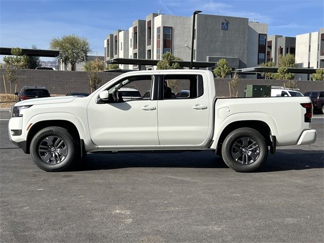 2025 Nissan Frontier SV