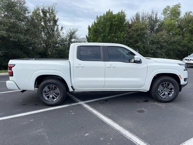 2025 Nissan Frontier SV