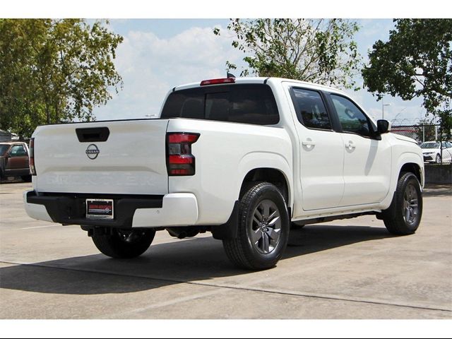 2025 Nissan Frontier SV