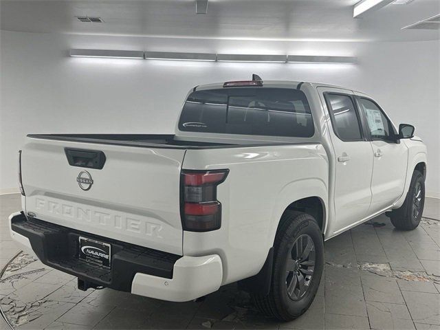 2025 Nissan Frontier SV