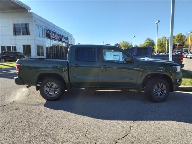 2025 Nissan Frontier SV