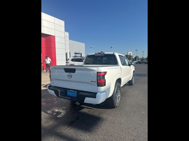 2025 Nissan Frontier SV