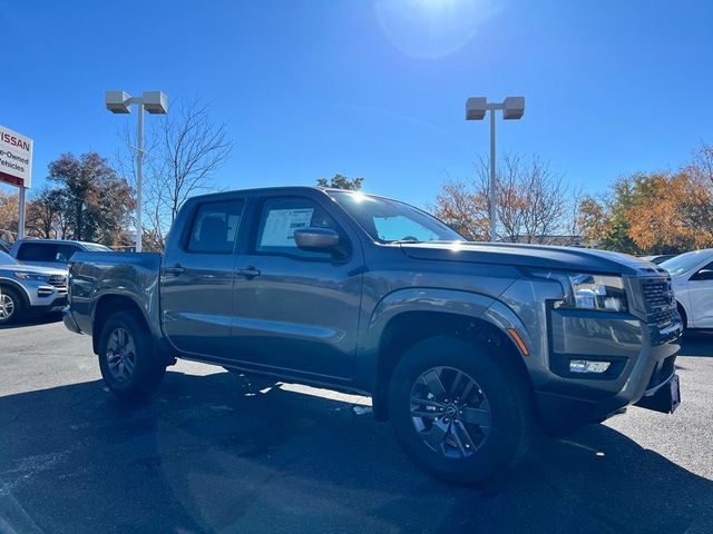 2025 Nissan Frontier SV